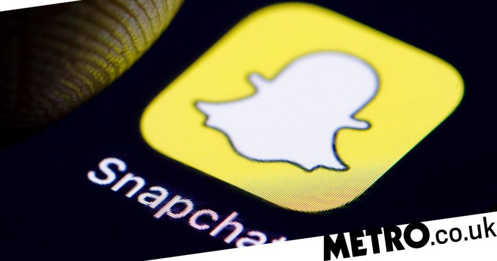 how-to-get-dark-mode-on-snapchat-for-android-and-ios