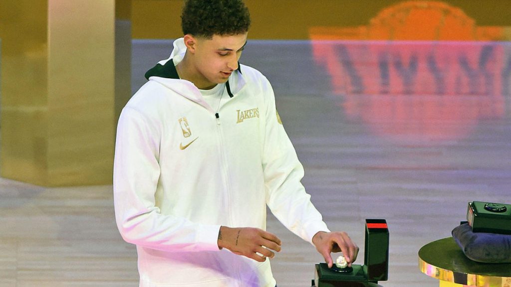 kyle-kuzma-posts-emotional-goodbye-to-los-angeles-on-instagram:-'i'm-a-laker-for-life'