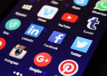 russia-fines-google,-sues-whatsapp-for-violating-data-localisation-law