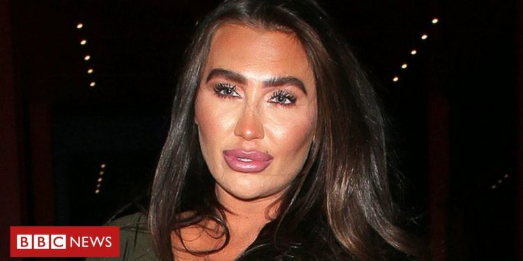 lauren-goodger-foreign-exchange-instagram-advert-banned