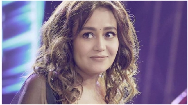 neha-kakkar-unfollows-many-on-instagram,-cites-bad-experiences-in-the-past