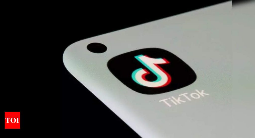 tiktok-starts-testing-this-instagram-like-feature-that-twitter-has-just-killed