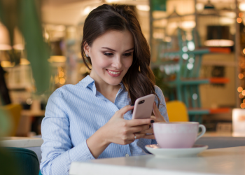 tiktok-and-whatsapp:-using-vanishing-content-securely