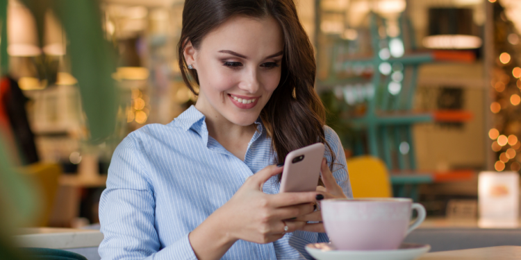 tiktok-and-whatsapp:-using-vanishing-content-securely