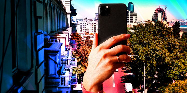 tiktok-launches-stories-pilot