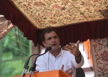 twitter-locks-account-of-india's-largest-opposition-party