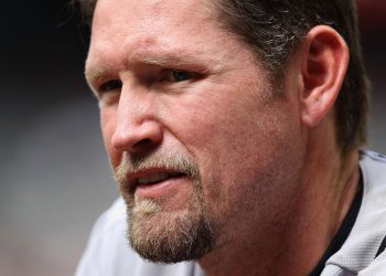 former-giants-slugger-aubrey-huff-permanently-suspended-from-twitter