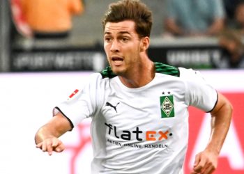 joe-scally's-bundesliga-debut-against-bayern-munich-sends-usmnt-twitter-into-overdrive