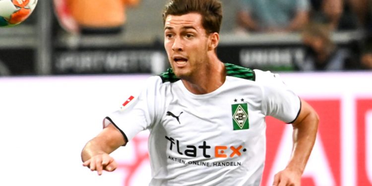 joe-scally's-bundesliga-debut-against-bayern-munich-sends-usmnt-twitter-into-overdrive