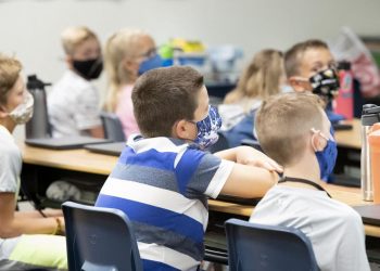 mask-opponents,-school-board-members-spar-on-facebook-as-lps-urges-calm