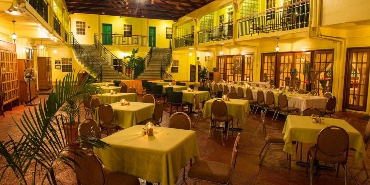 whatsapp-group-for-hoteliers,-bar-owners-launched