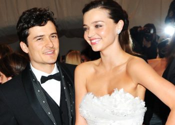 miranda-kerr-considers-ex-husband-orlando-bloom-her-“annoying-brother”-|-vanity-fair