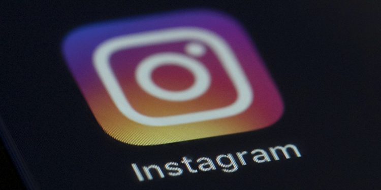 instagram-retiring-'swipe-up'-feature,-replacing-it-with-'link-stickers'-–-ksby