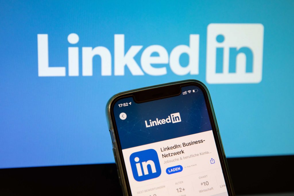 security-researchers-find-a-new-way-scammers-can-abuse-job-posts-on-…-–-digital-information-world