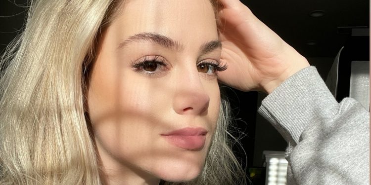this-twitch-streamer-was-scammed-out-of-thousands-of-dollars-–-svg