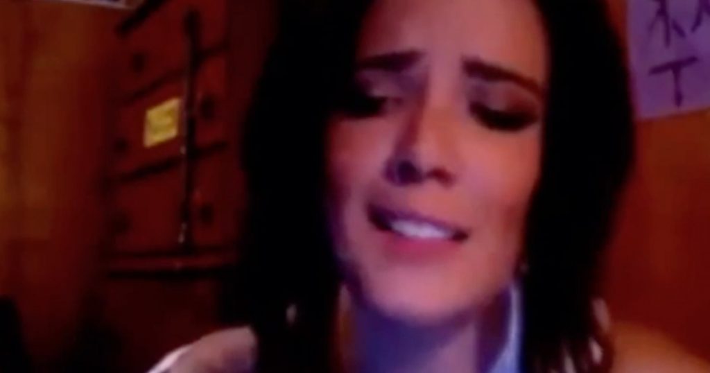 remember-when-halsey-was-a-one-direction-stan-who-hated-taylor-swift?-–-gawker