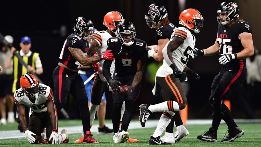twitter-erupts-after-kyle-pitts-long-reception-in-first-nfl-action-–-atlanta-falcons