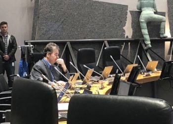 ottawa-coun.-rick-chiarelli-claims-twitter-account-hacked-after-sexual-messages-surface