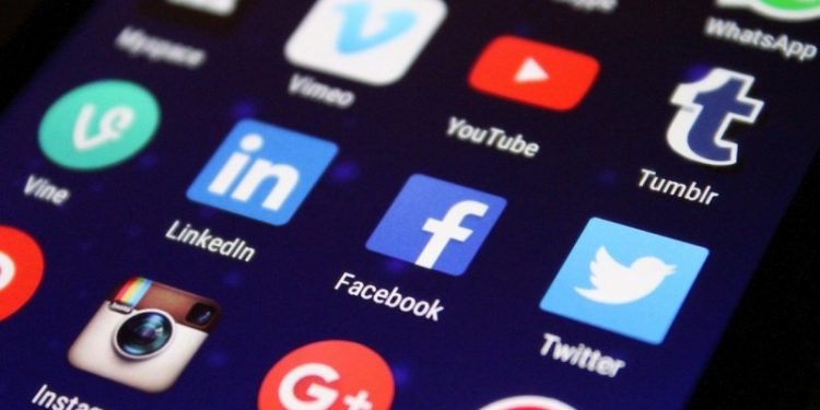 facebook,-twitter,-telegram-facing-$1m-in-fines-from-russian-authorities-–-upi.com