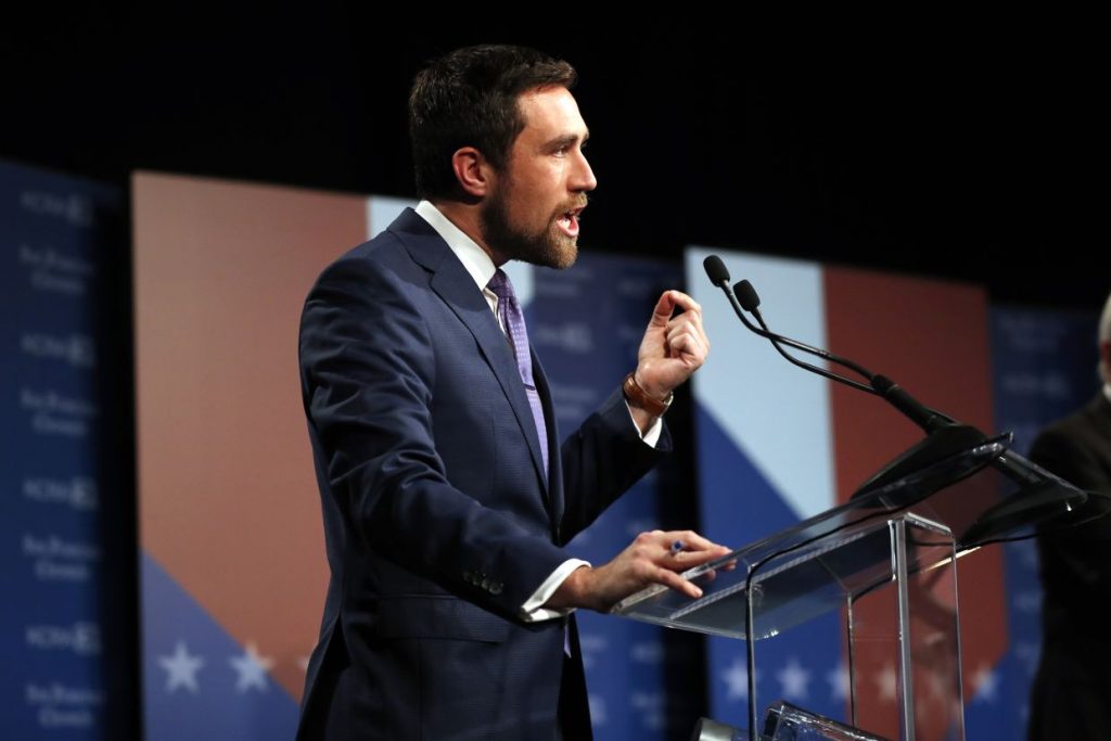 could-a-29-year-old-youtube-star-become-california's-next-governor?