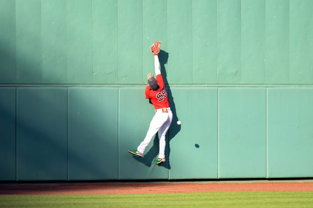 mlb-twitter-reacts-to-red-sox-blowing-six-run-lead-to-the-rays-–-fansided