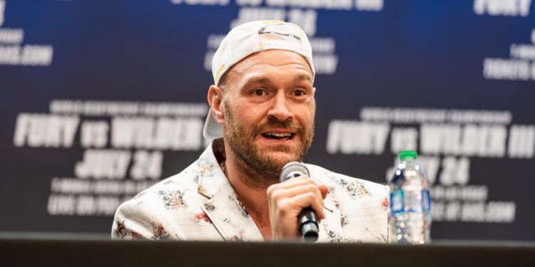 tyson-fury-speaks-out-in-passionate-defence-of-youtube-boxers-and-wants-to-fight-mike-…