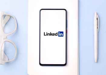 linkedin-makes-35+-learning-courses-free-for-a-month-–-search-engine-journal