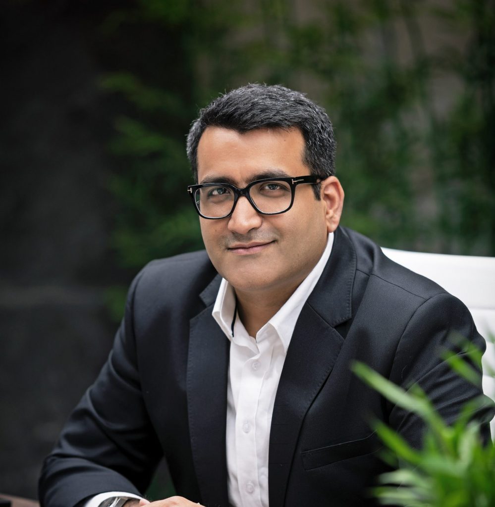 kartik-anand-a-leader-who-is-successful-in-living-his-dream-–-now-entertainment-magazine