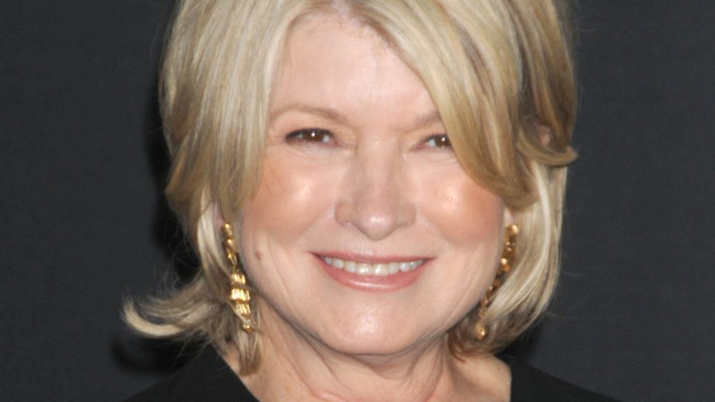martha-stewart's-white-peach-jam-has-instagram's-mouths-watering-–-mashed