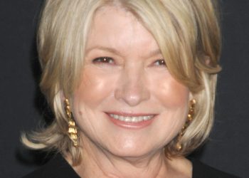 martha-stewart's-white-peach-jam-has-instagram's-mouths-watering-–-mashed