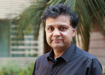 engineering-professor-receives-facebook-award-in-privacy-learning-and-statistics-|-ucla-…