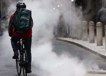 app-delivery-workers-in-nyc-are-underpaid,-mistreated,-and-often-injured,-new-report-finds