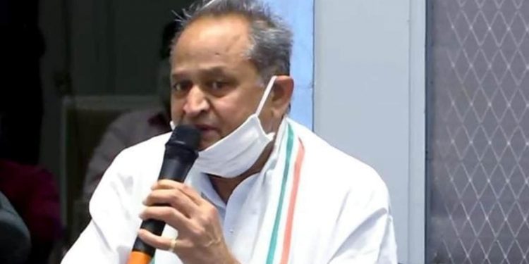gehlot-aide-quits-hours-after-sharing-not-so-cryptic-post-on-twitter-–-hindustan-times