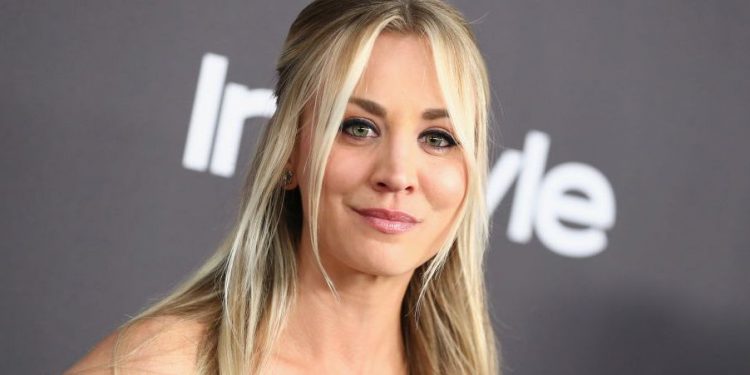 celebrities-are-seriously-losing-it-over-kaley-cuoco's-pure-fire-instagram-picture