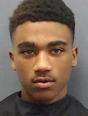 police:-longview-man-arrested-on-firearm-theft-charge-posed-with-gun-on-social-media-…