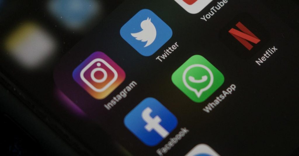 stop-your-instagram-posts-from-automatically-sharing-on-facebook-with-these-steps-–-distractify