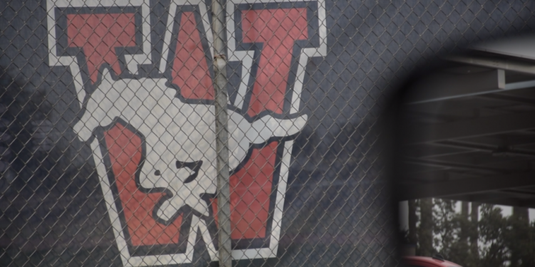 police-investigating-snapchat-threat-made-at-tulare-high-school-under-screen-name-'jose'