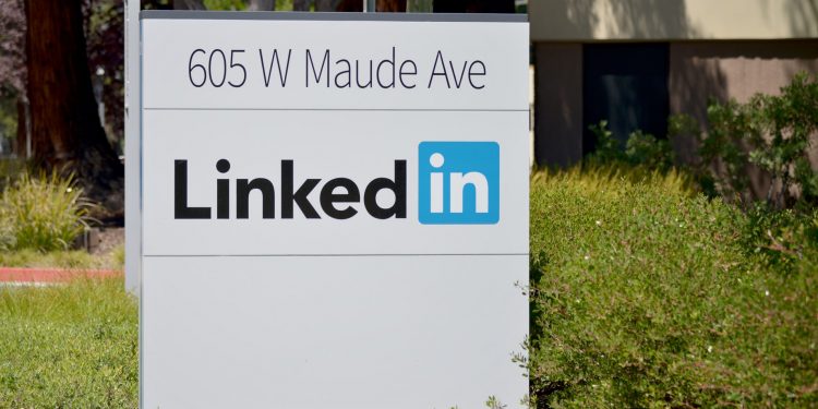 linkedin-suffered-technical-issues-that-skewed-insights-and-similar-metrics-for-ad-…