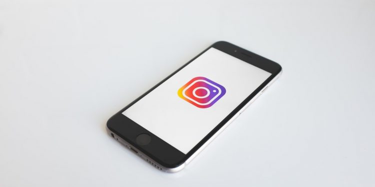 buy-instagram-followers-–-5-best-sites-–-fingerlakes1.com