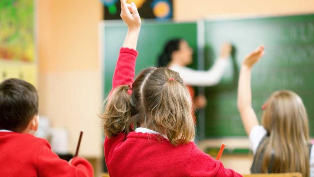 parents-warned-not-to-use-school-whatsapp-groups-to-name-children-with-covid-19-–-independent.ie