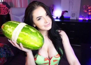 chaturbate-goes-full-chad-and-tries-to-steal-prudish-twitch's-models-–-happy-mag