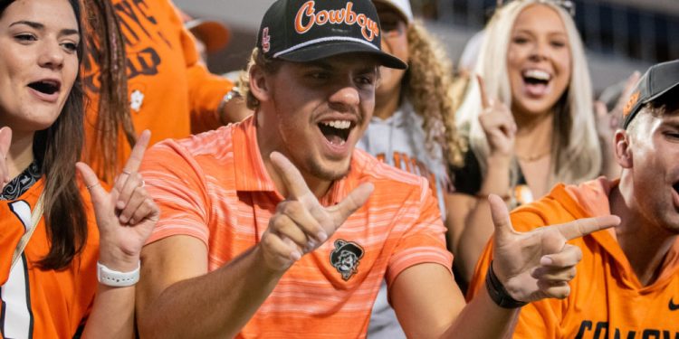 twitter-reacts-to-osu's-baylor-win,-2011-cowboys-reunion-|-pistols-firing