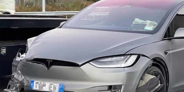 terrifying-tesla-road-rage-attack-in-auckland-a-hit-on-youtube-|-newshub