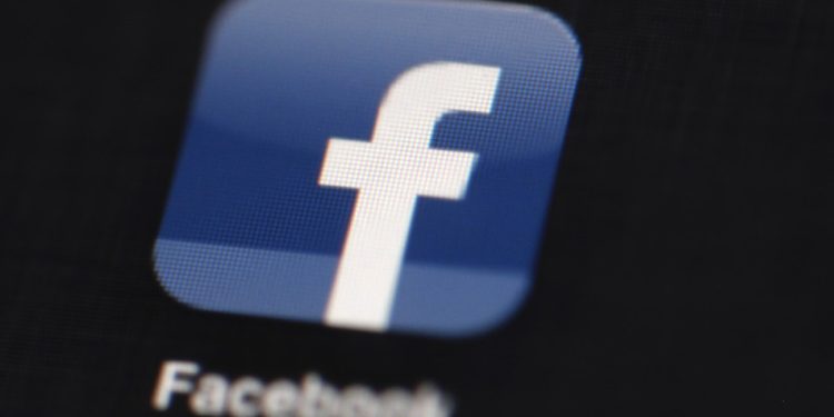 msu-denver-students-react-to-facebook,-instagram,-whatsapp-outage-–-denver7