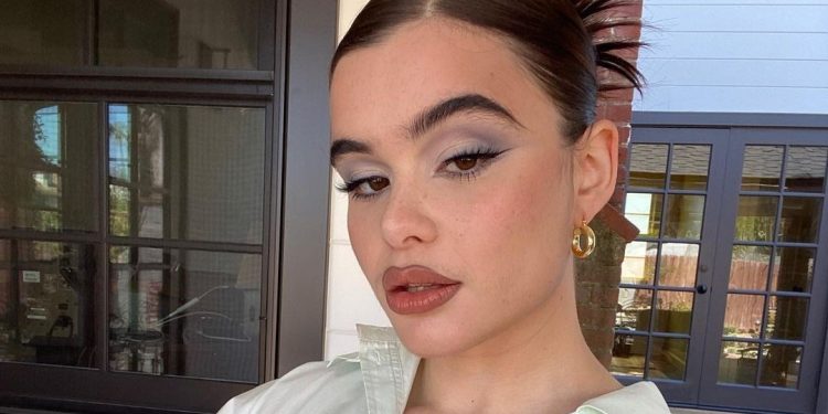 'i-love-to-shock-people':-barbie-ferreira-on-being-a-tumblr-goth-at-heart-|-dazed