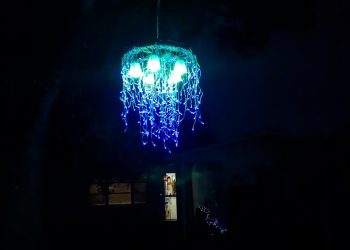 dunedin-residents-creating-chandeliers-to-light-up-night-with-dedicated-facebook-group-|-wfla