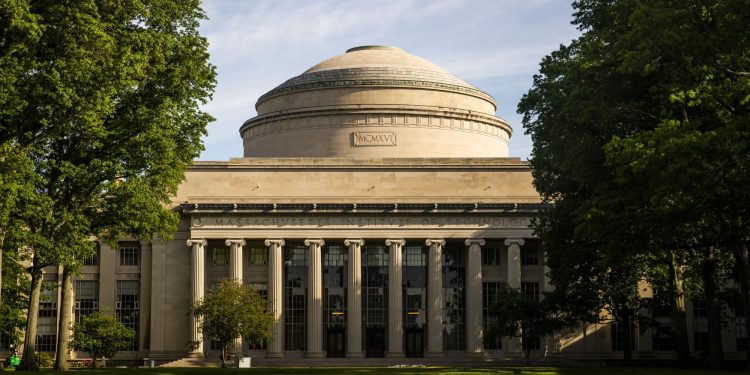 a-university-of-chicago-professor-saw-his-mit-lecture-canceled-he-blames-a-twitter-'outrage-mob.'