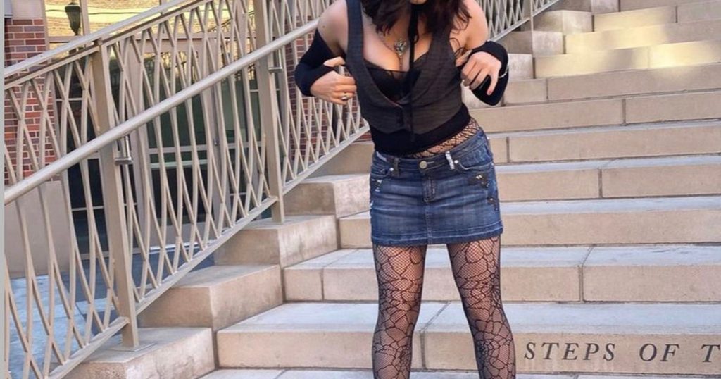 student-creates-instagram-account-to-make-space-for-self-expression-through-fashion-…