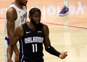 james-ennis-is-now-begging-the-lakers-on-twitter-to-sign-him-–-silver-screen-and-roll
