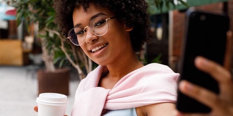 how-to-brand-yourself-as-the-go-to-local-agent-on-instagram-–-inman